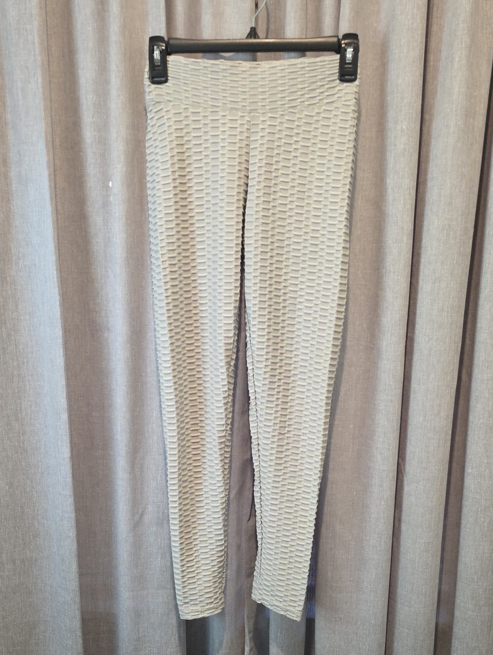 Amazon High Waist Grey Textured Ruched Rear Leggings